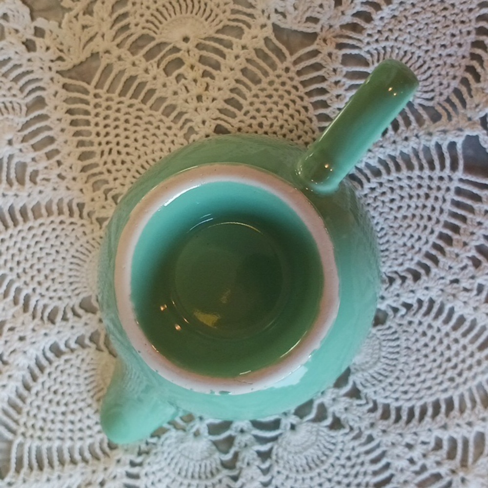 Fiesta~ 7 oz. creamer- Sea Mist color? - Picture 2 of 4